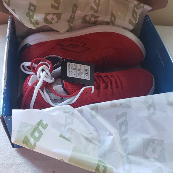 New Lotto Red and White Sneakers. Men 11,5 - Picture 3 of 9